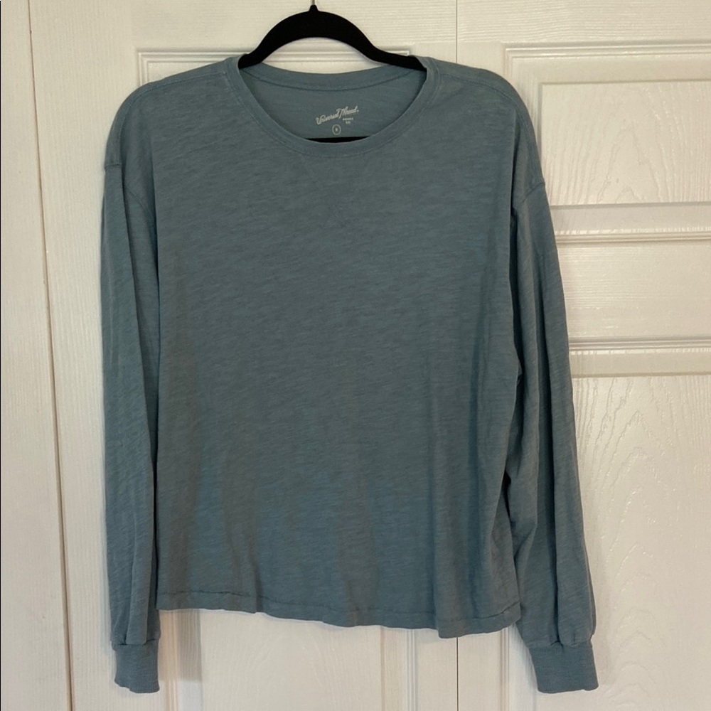 Universal Thread Blue Long Sleeve Tee Soft Casual Fabric